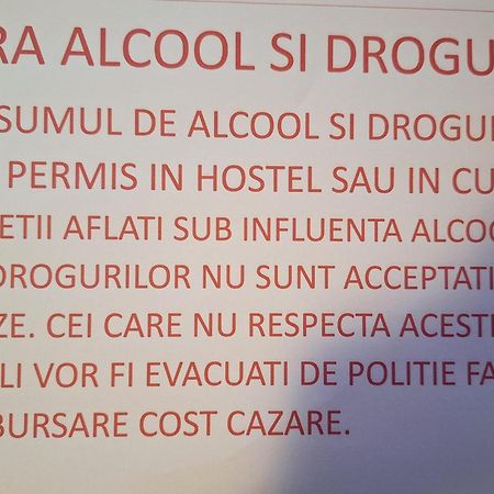 Downtown Hostel Braşov Exteriör bild